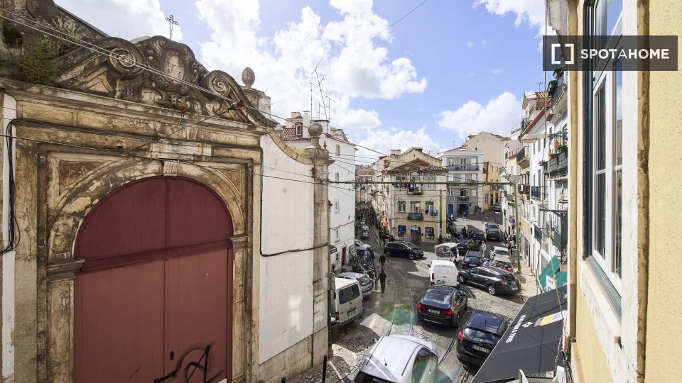 Double room Lisbon, 13 beds — photo 15