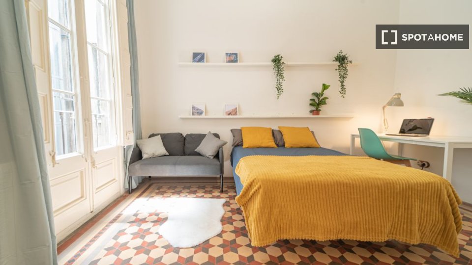 Double room Barcelona, 8 beds, 210m² — photo 15