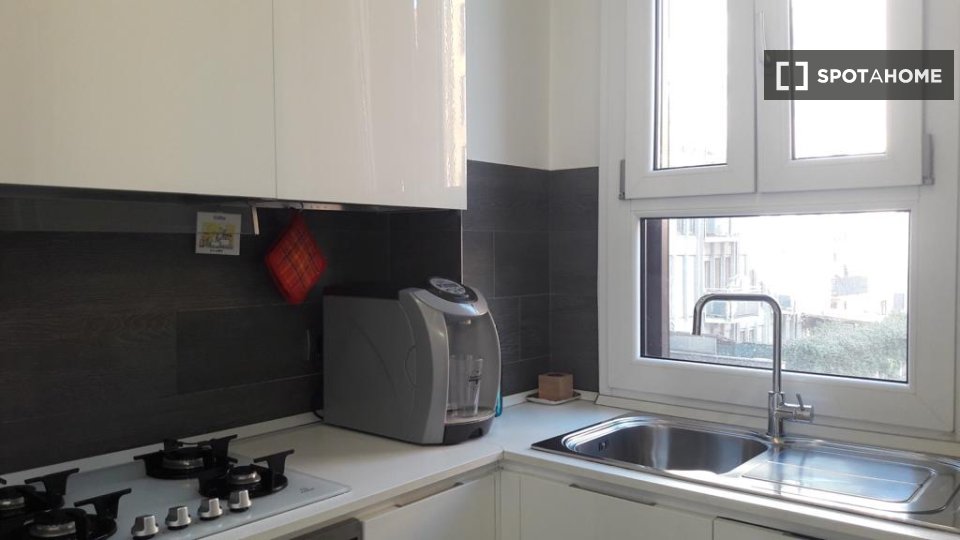 Apartment Milan, 2 beds, 92m² — photo 2
