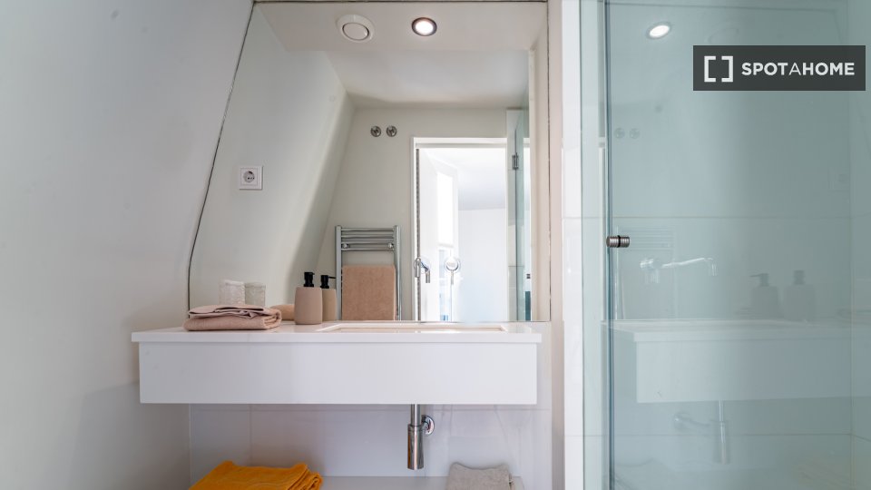 Apartment Porto, 3 beds, 202m² — photo 15