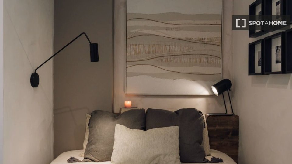 Apartment Lisbon, 2 beds — photo 15