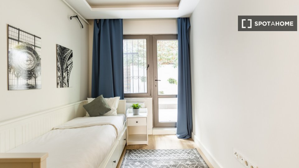 Apartment Istanbul, 1 bed — photo 1