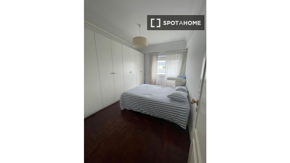 Apartment Lisbon, 4 beds, 125m² — photo 9