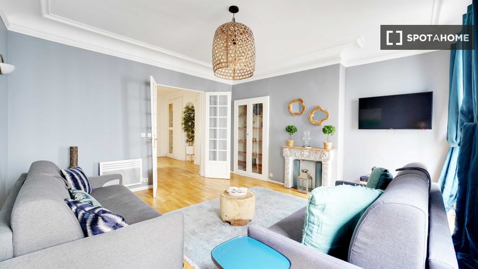 Apartment Paris, 1 bed, 51m² — photo 2