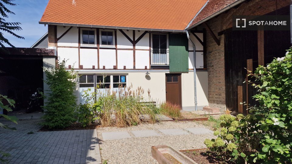 Apartment Frankfurt, 3 beds, 109m² — photo 3