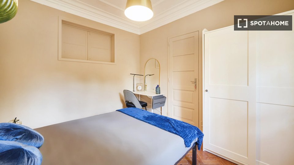 Double room Lisbon, 4 beds — photo 3