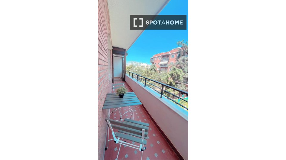 Double room Madrid, 6 beds — photo 13
