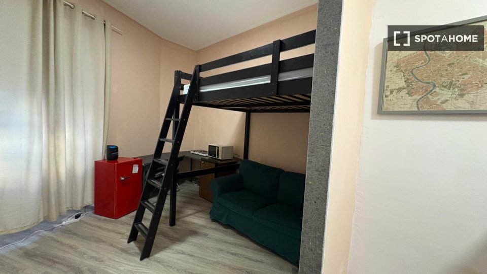 Apartment Rome, 1 bed — photo 14