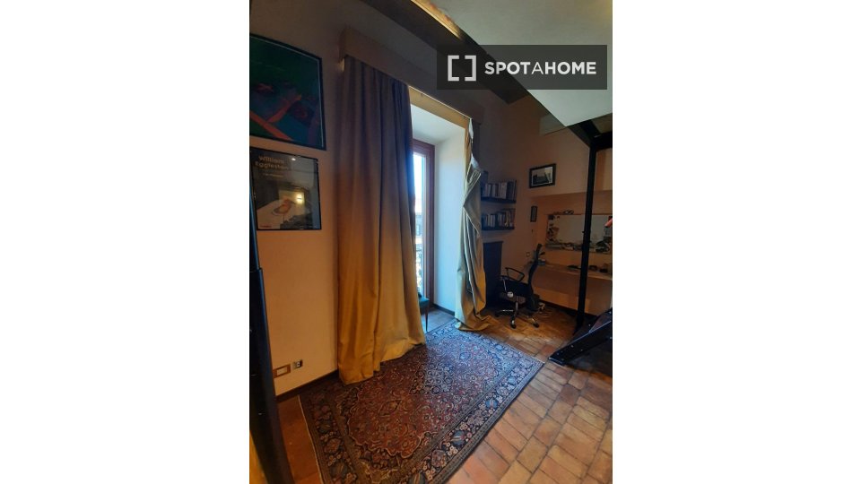 Double room Rome, 3 beds — photo 89