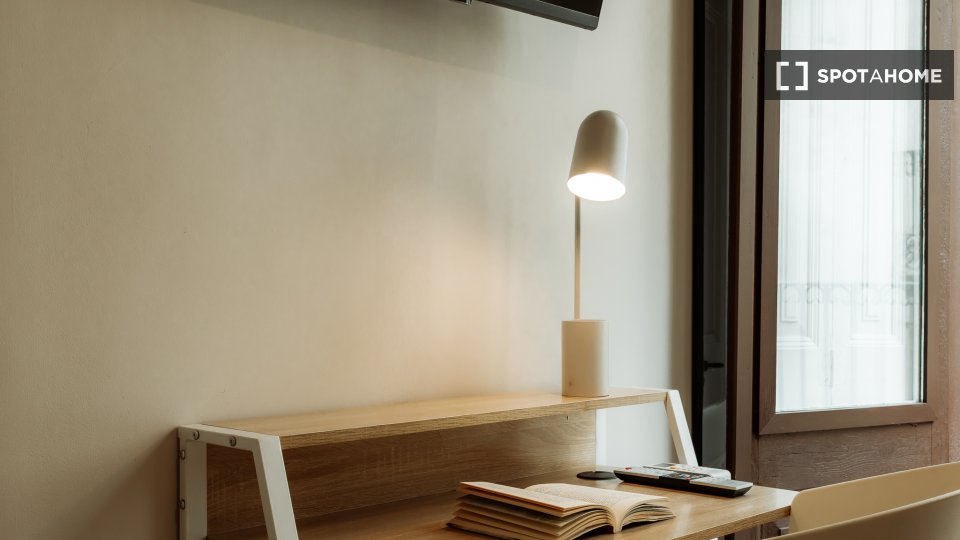 Double room Barcelona, 6 beds, 175m² — photo 5
