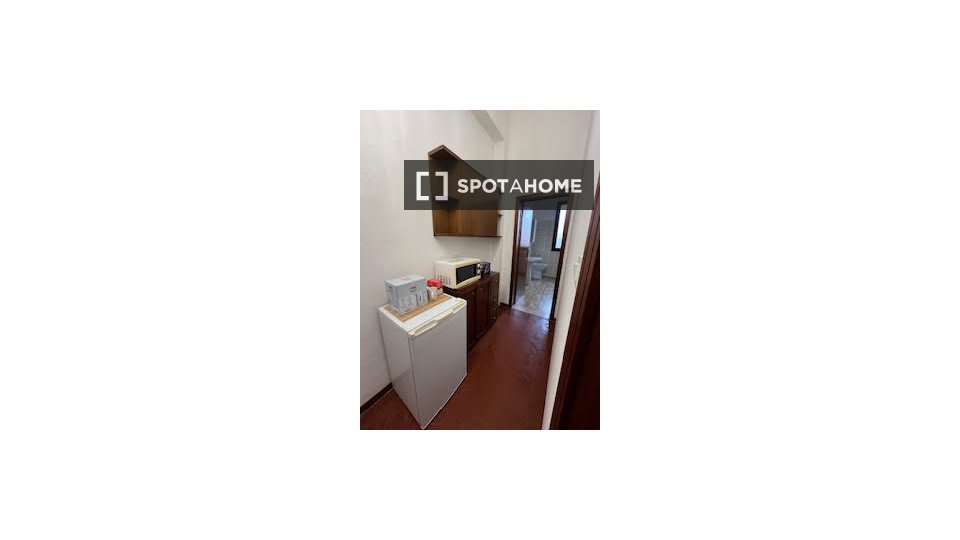 Double room Bologna, 3 beds — photo 4