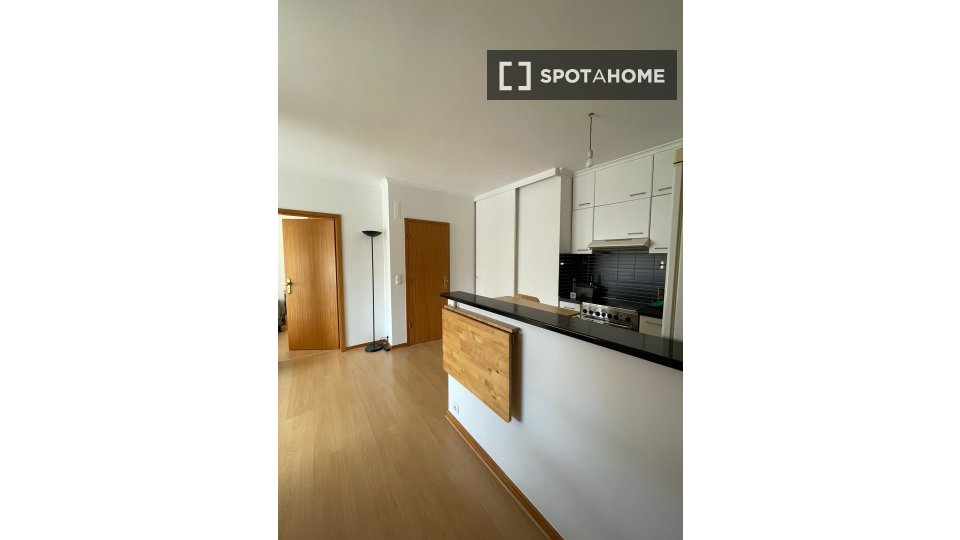 Apartment Lisbon, 1 bed, 60m² — photo 1