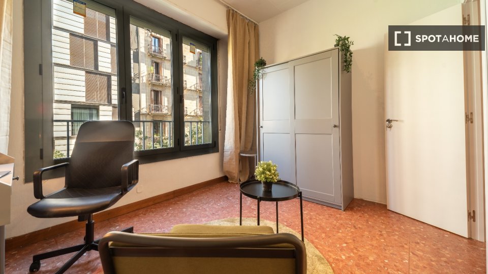 Double room Barcelona, 10 beds, 180m² — photo 16