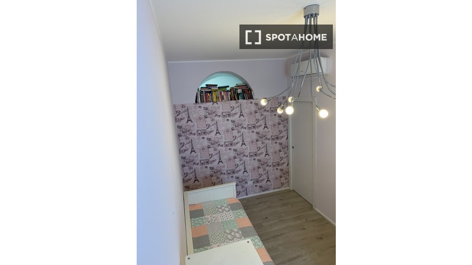 Double room Milan, 3 beds, 100m² — photo 13