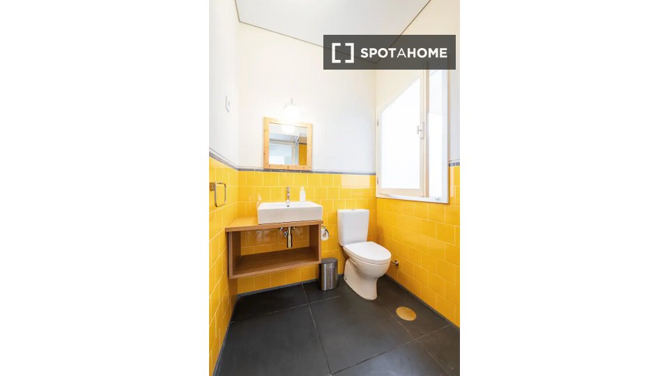 Apartment Porto, 1 bed, 45m² — photo 17