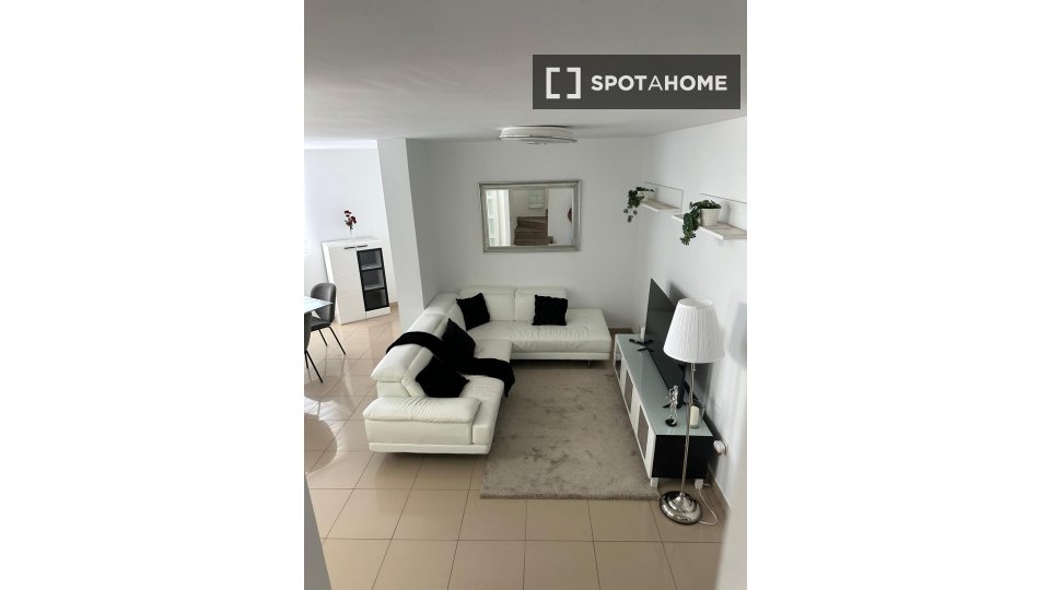 Apartment Santa_Cruz_De_Tenerife, 3 beds, 117m² — photo 10