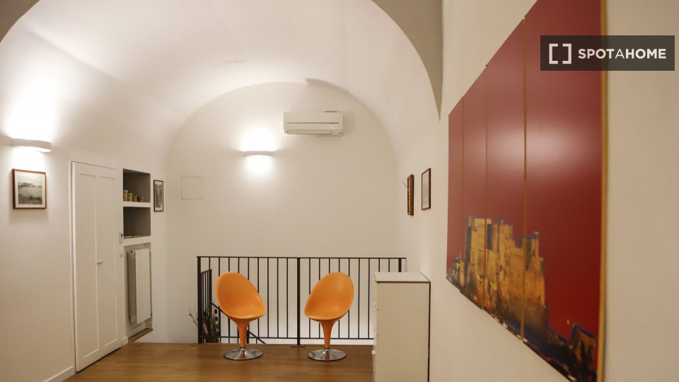 Apartment Naples, 1 bed — photo 13