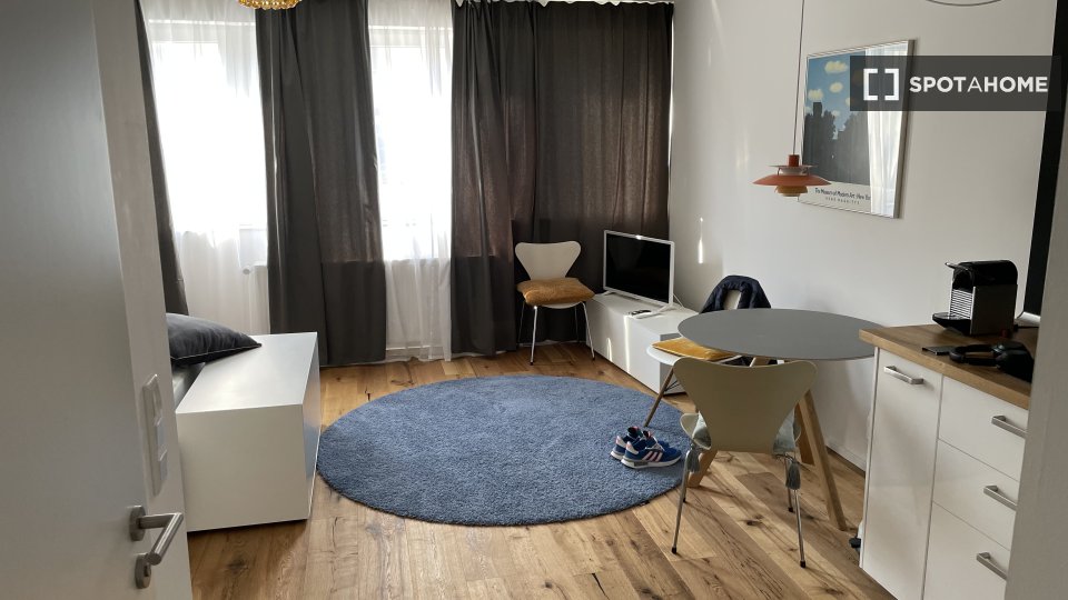 Apartment mono Cologne, 30m² — photo 2