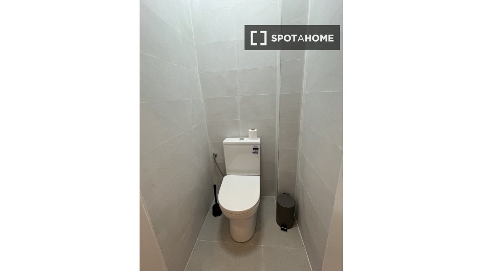 Apartment Budapest, 2 beds, 45m² — photo 5