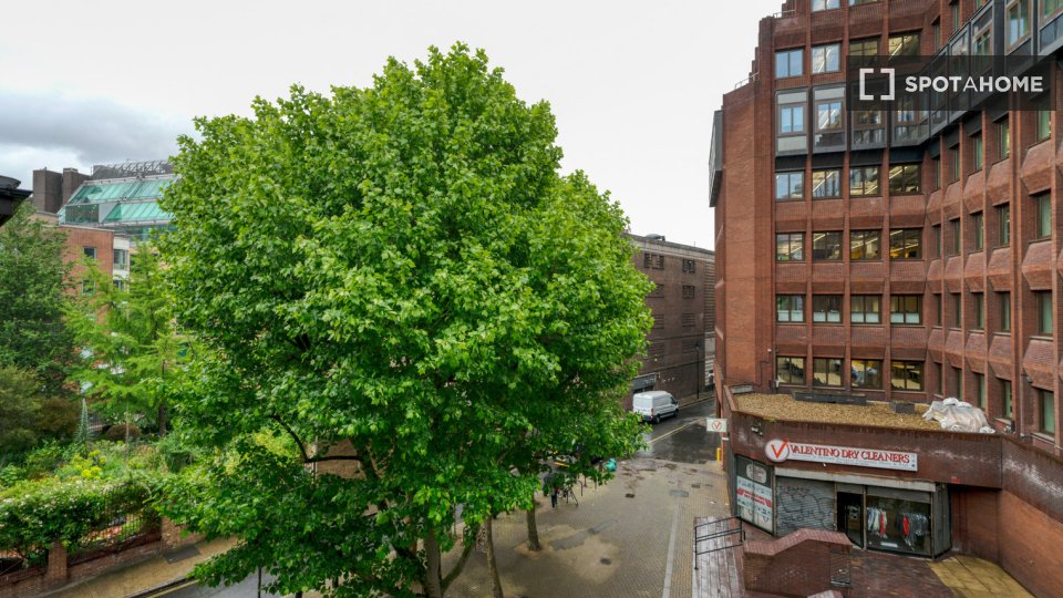 Apartment London, 2 beds, 75m² — photo 7