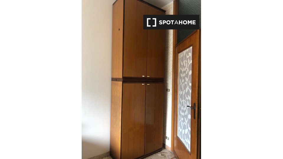Double room Turin, 2 beds — photo 4