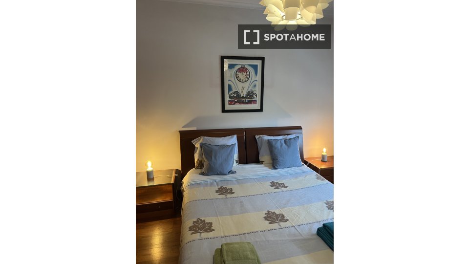 Double room Lisbon, 4 beds, 150m² — photo 32