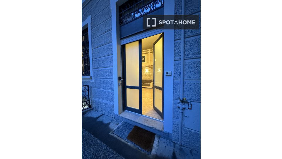 Apartment mono Milan, 45m² — photo 3
