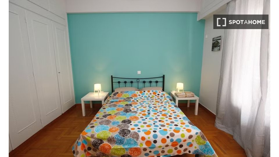 Double room Athens, 7 beds — photo 12
