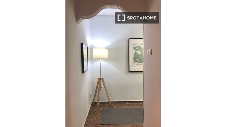 Apartment Valencia, 2 beds, 84m² — photo 3