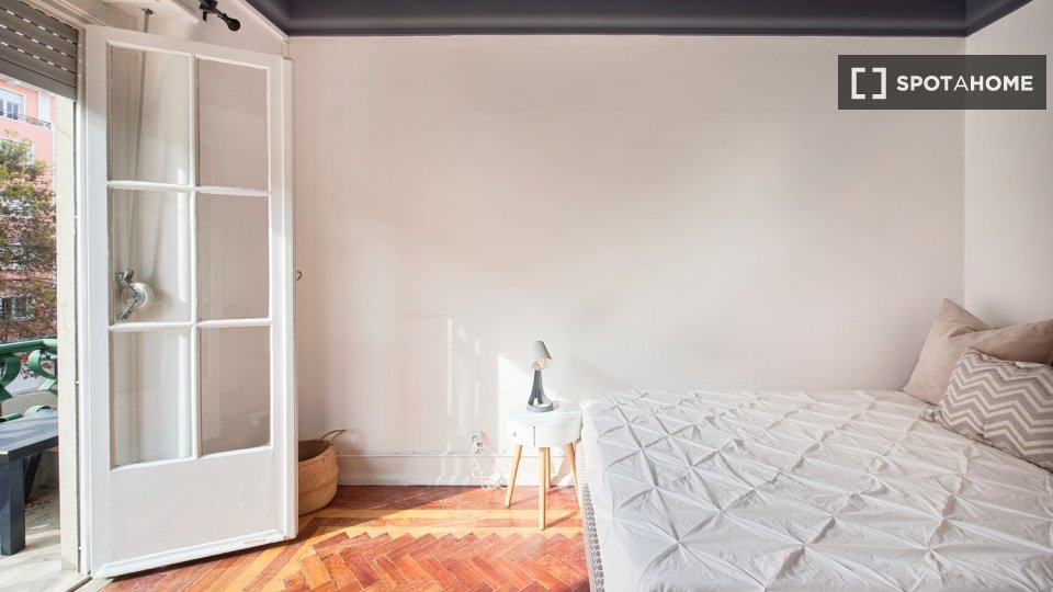Double room Lisbon, 7 beds — photo 6