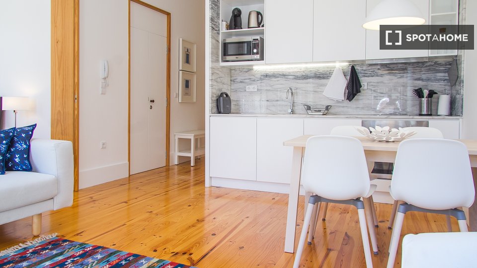Apartment Porto, 2 beds, 65m² — photo 1