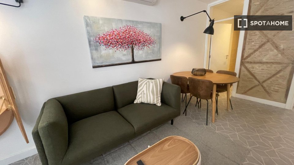 Apartment Lisbon, 1 bed, 42m² — photo 21