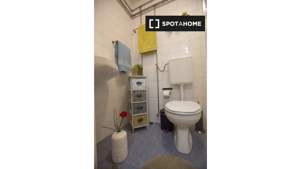 Apartment Lisbon, 1 bed — photo 17