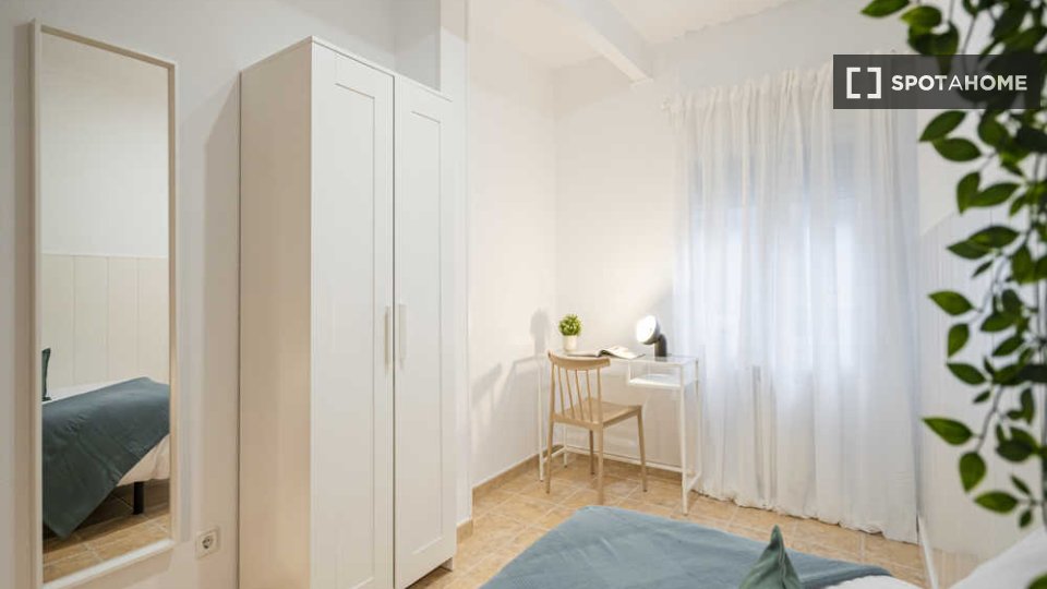 Double room Madrid, 25 beds, 600m² — photo 6