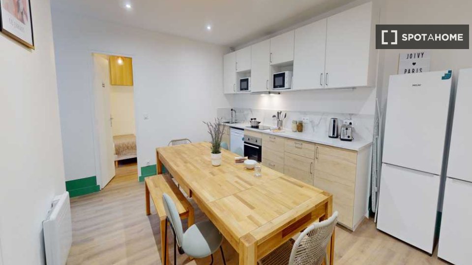 Double room Paris, 11 beds, 140m² — photo 8