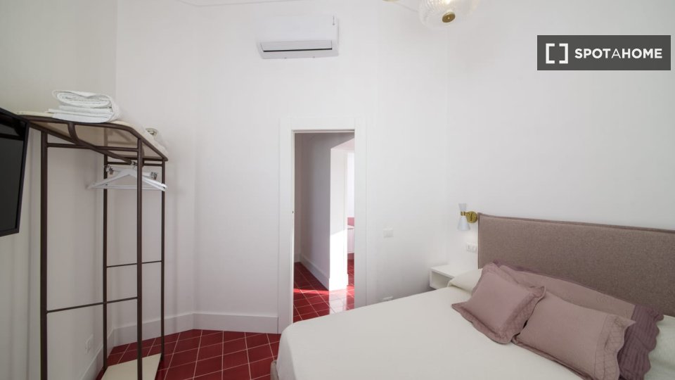 Apartment Naples, 2 beds, 70m² — photo 10