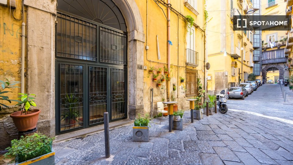 Apartment Naples, 2 beds, 130m² — photo 9