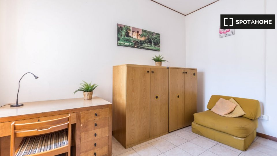 Double room Bologna, 4 beds, 100m² — photo 4