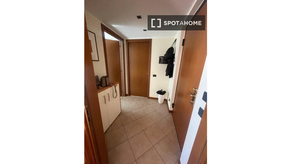 Apartment Milan, 1 bed, 55m² — photo 3