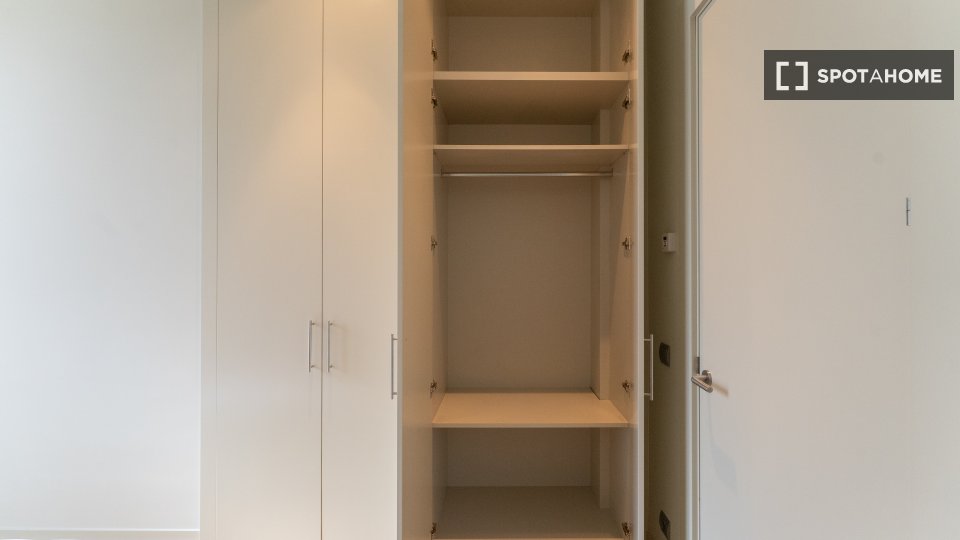 Double room Madrid, 6 beds — photo 7