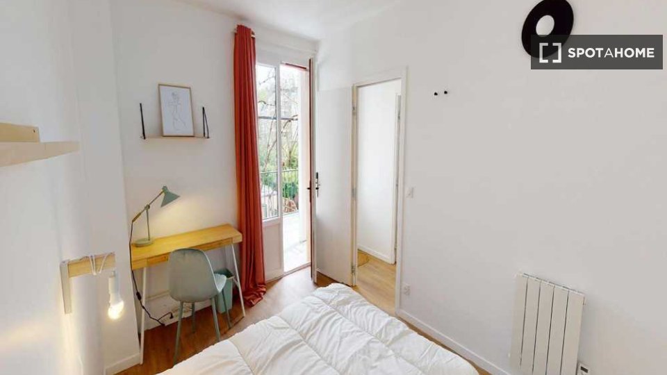 Double room Paris, 11 beds, 190m² — photo 22