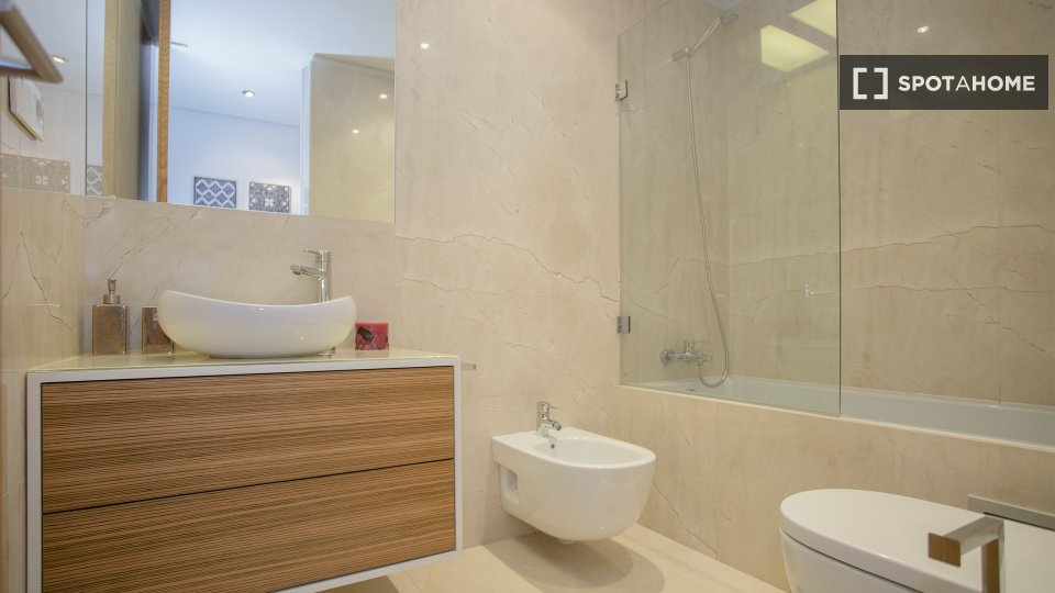 Apartment Porto, 2 beds, 110m² — photo 4