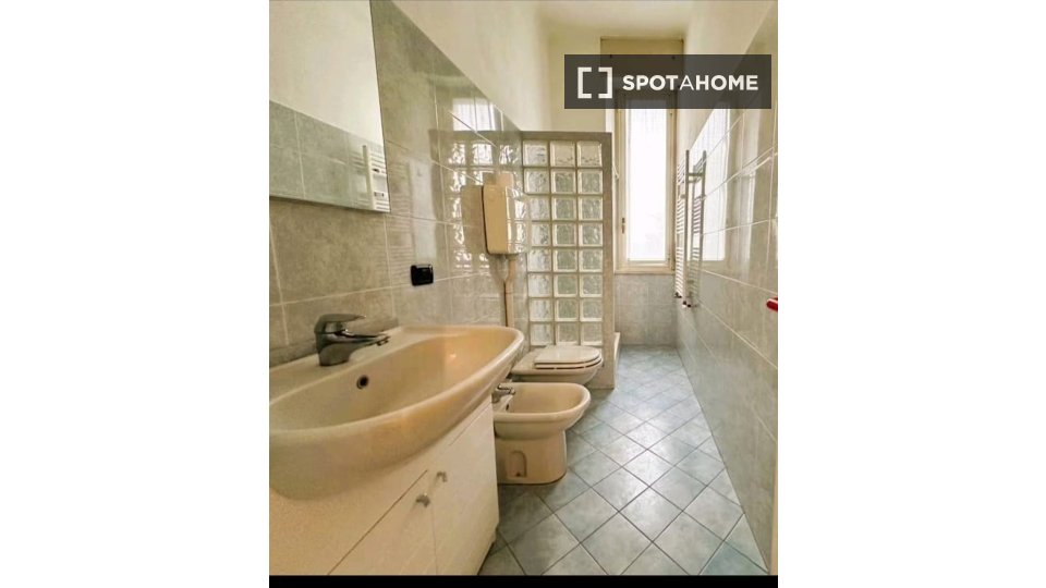 Double room Milan, 1 bed — photo 6