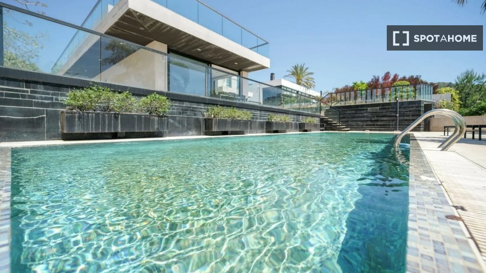 Apartment Valencia, 4 beds, 350m² — photo 10