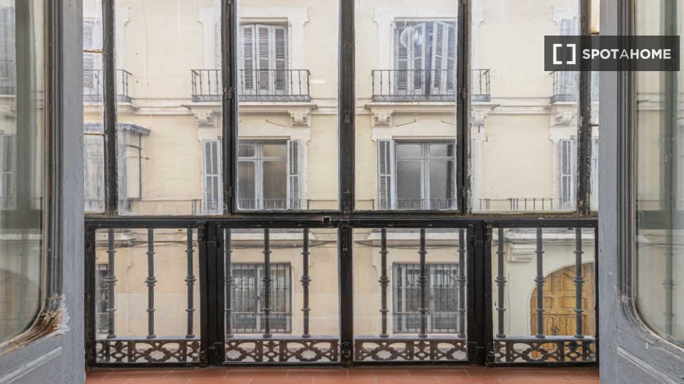 Double room Madrid, 41 beds — photo 34