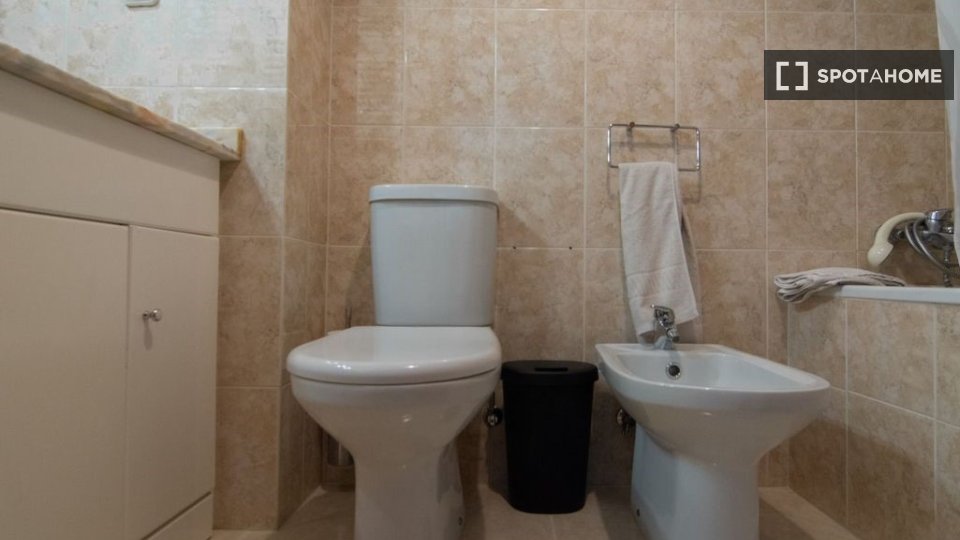 Double room Porto, 5 beds, 110m² — photo 16