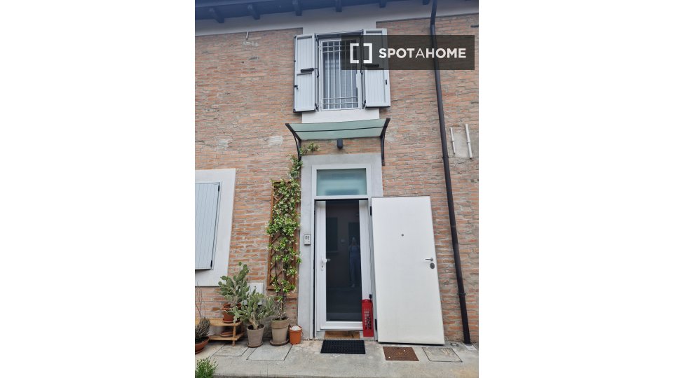 Apartment Bologna, 1 bed, 55m² — photo 1