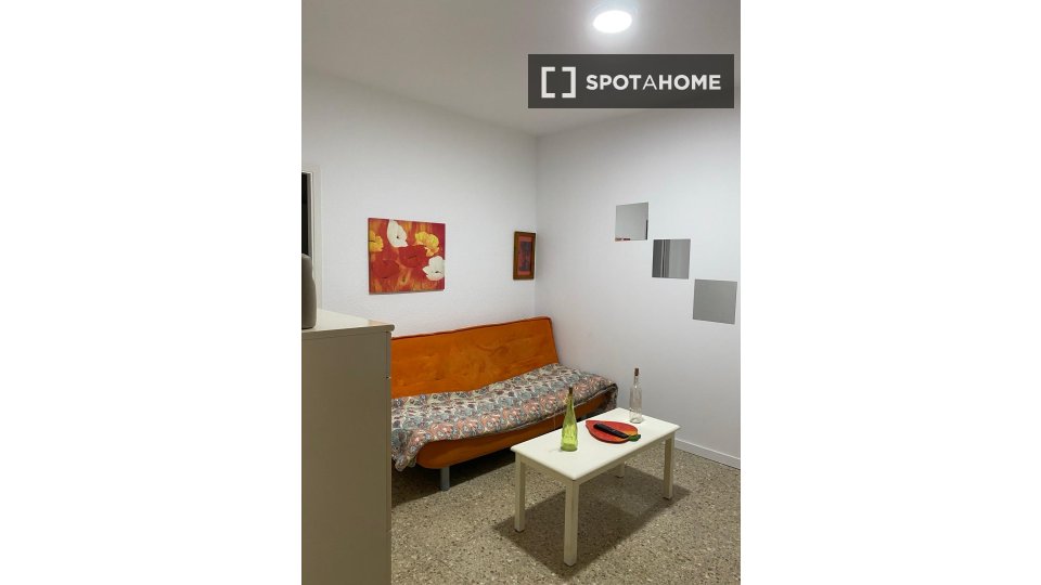 Double room Santa_Cruz_De_Tenerife, 4 beds, 90m² — photo 4