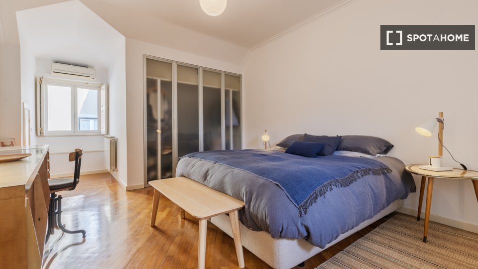 Apartment Lisbon, 2 beds — photo 9
