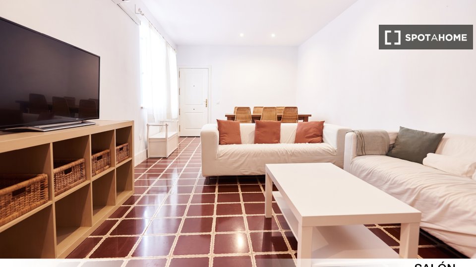 Double room Seville, 5 beds — photo 74